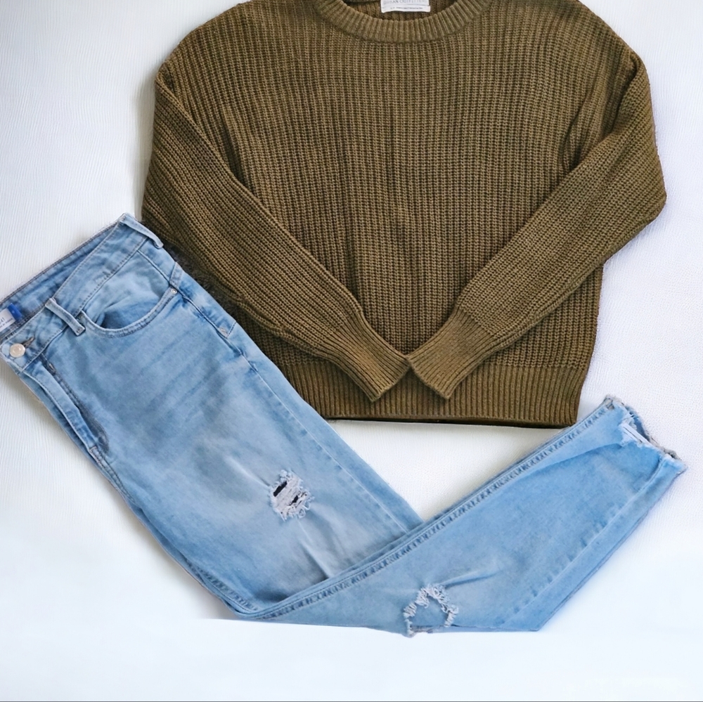 Urban Outfitters Army Green Knit Sweater Size Small Petite